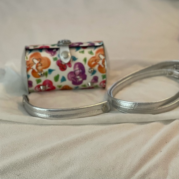 Prezzo Cylinder Bag NWOT. Never used. - Picture 5 of 12